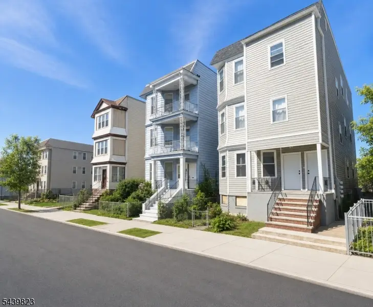 191 22nd St, Irvington, NJ 07111 - #3