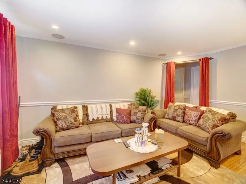 20 A Carolyn Terrace #20A, Roselle, NJ 07203 - #1