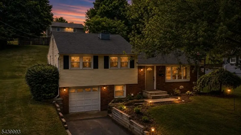 708 Franklin St, Belvidere, NJ 07823 - #1