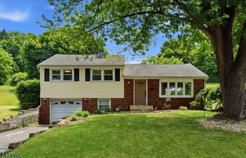 708 Franklin St, Belvidere, NJ 07823 - #2