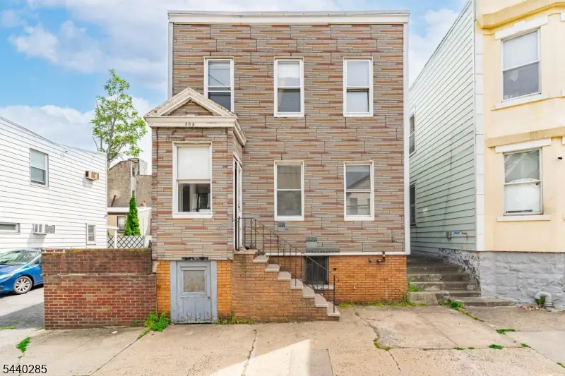 205 Beacon Ave, Jersey City, NJ 07306 - #2