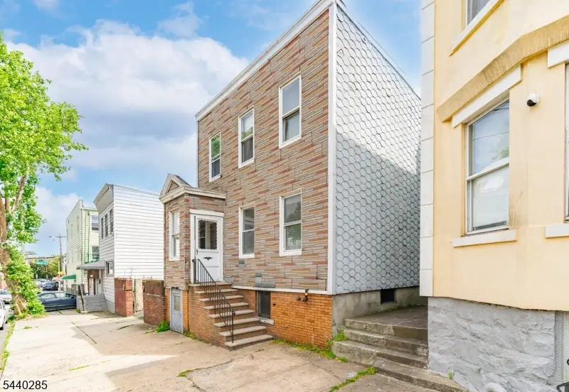 205 Beacon Ave, Jersey City, NJ 07306 - #3