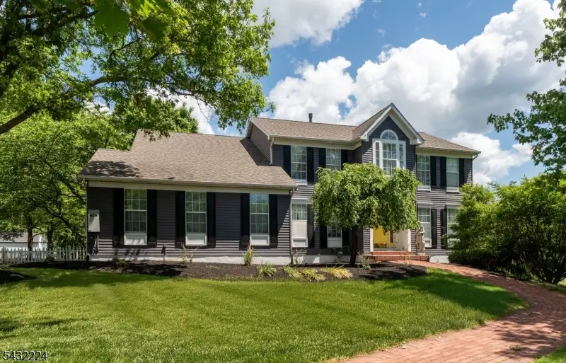3 Shannon Way, Raritan, NJ 08822 - #2
