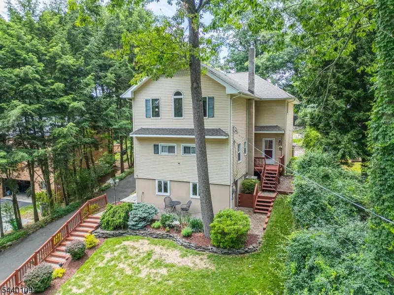 70 W Lake Shore Dr, White Meadow Lake, NJ 07866 - #2