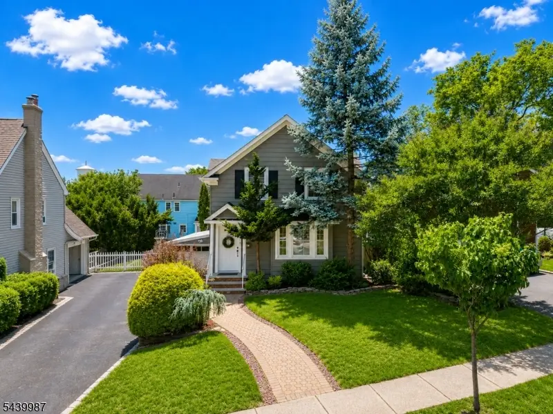 327 Chestnut St, Nutley, NJ 07110 - #1