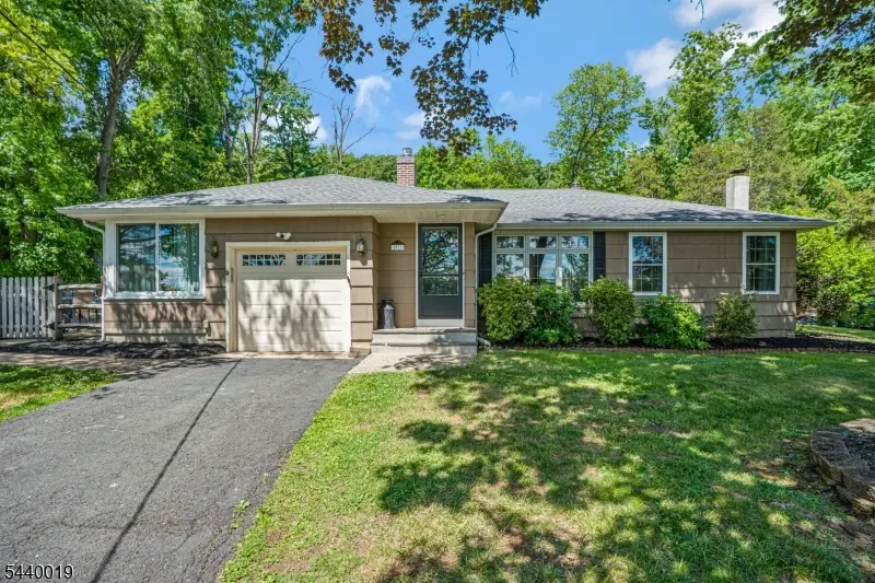 1011 Washington Valley Rd, Bridgewater, NJ 07920 - #1
