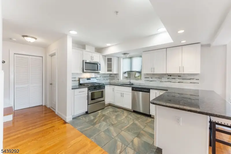 307 E Elizabeth Ave #5, Linden, NJ 07036 - #2