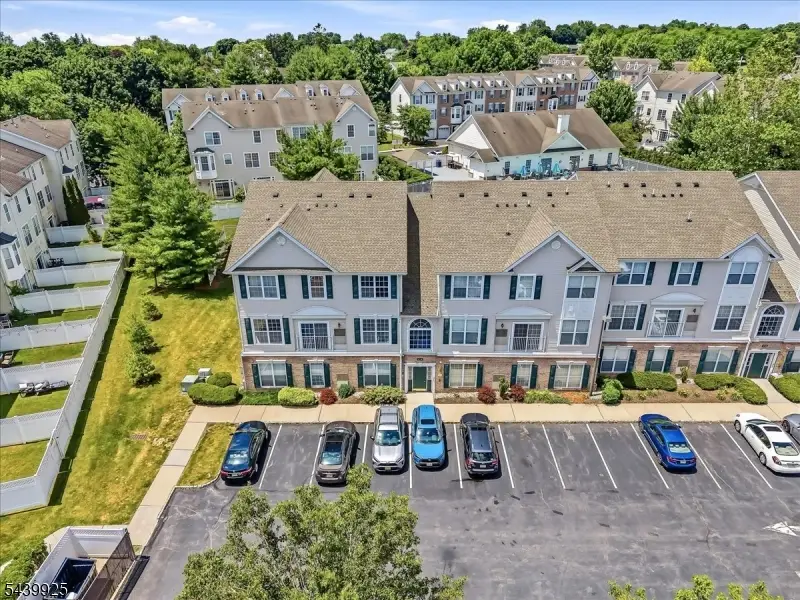 56 Limerick Ln, Lopatcong, NJ 08865 - #1
