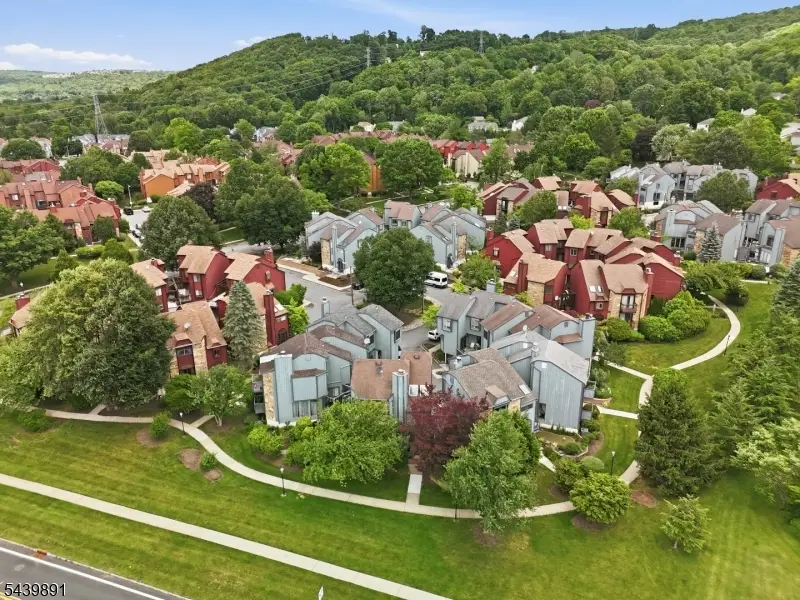 11 Trafalgar Ct, Washington, NJ 07853 - #2