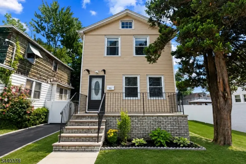 10 Arcadia Pl, Vauxhall, NJ 07088 - #1