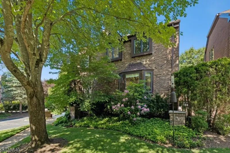 7 Christina Ct, Madison, NJ 07940 - #2