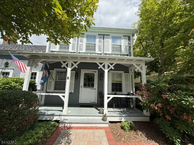 5 Murray Hill Sq, New Providence, NJ 07974 - #2
