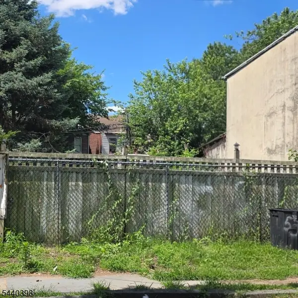 65 S. Logan, Trenton, NJ 08609 - #1