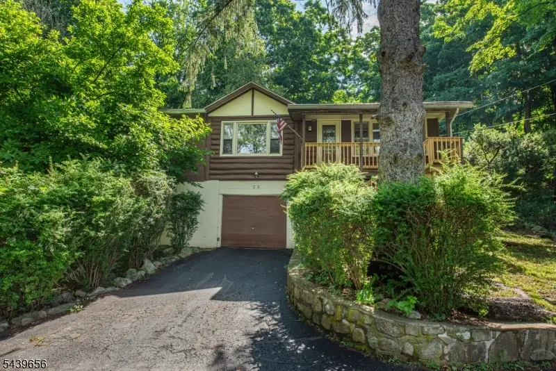 23 Lakeside Ave, Stockholm, NJ 07460 - #1