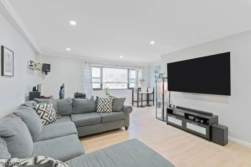25 Grand Ave, Hackensack, NJ 07601 - #1