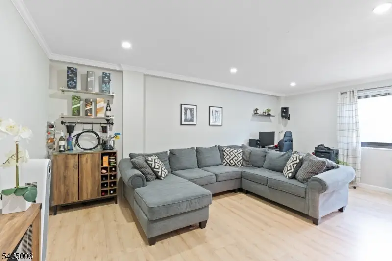 25 Grand Ave, Hackensack, NJ 07601 - #2