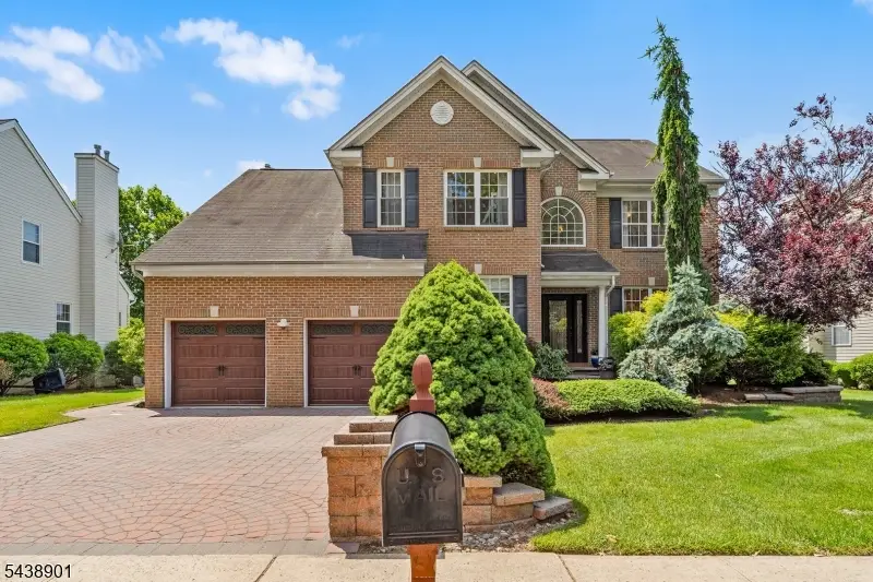 5 Woodfield Ct, Ten Mile Run, NJ 08540 - #3