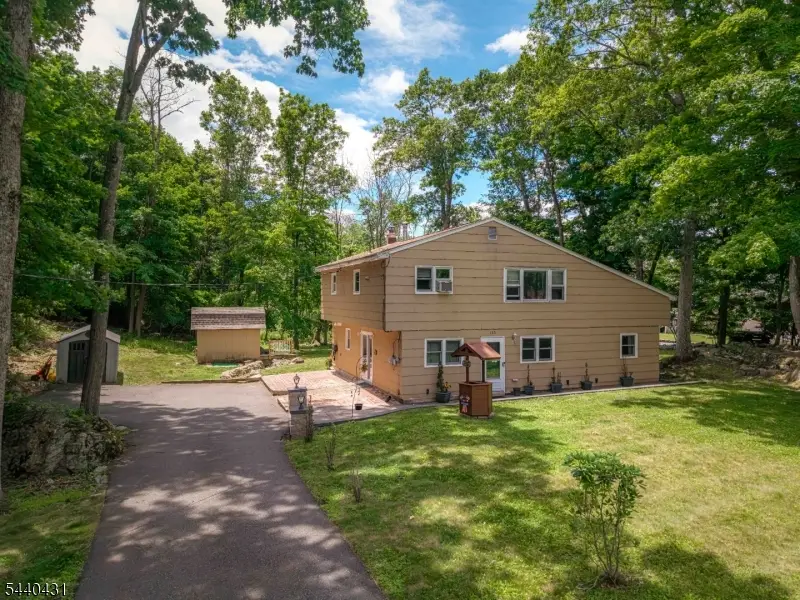 115 Leland Trl, Hopatcong, NJ 07843 - #2