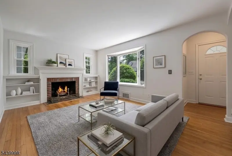 79 Highland Rd, Glen Rock, NJ 07452 - #3