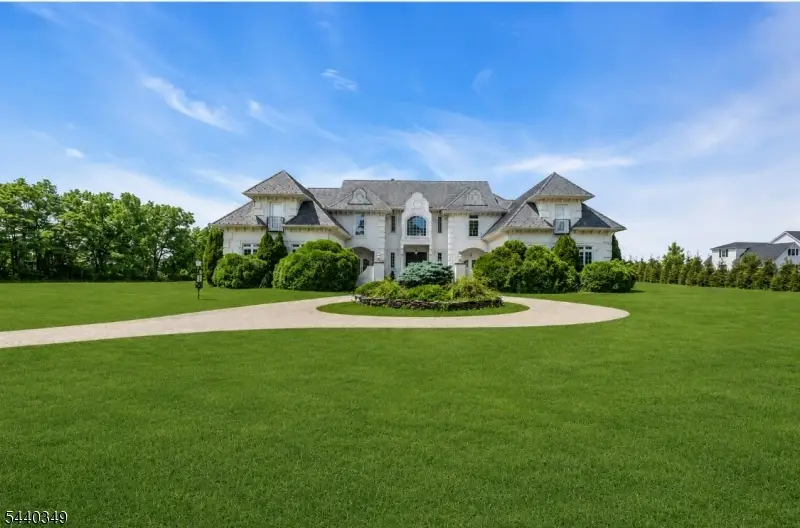 3 Hill Dale Rd, Oldwick, NJ 08833 - #3