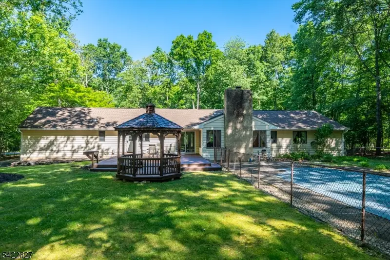207 Deerlea Ln, Rockaway, NJ 07005 - #2