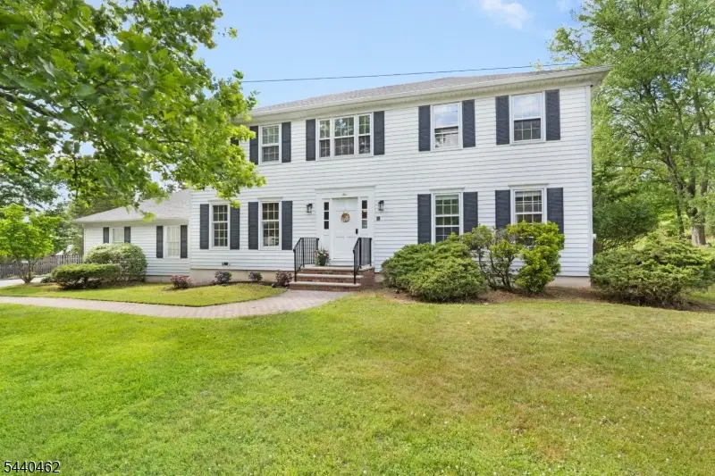 5 Heather Hill Way, Bridgewater, NJ 08807 - #1