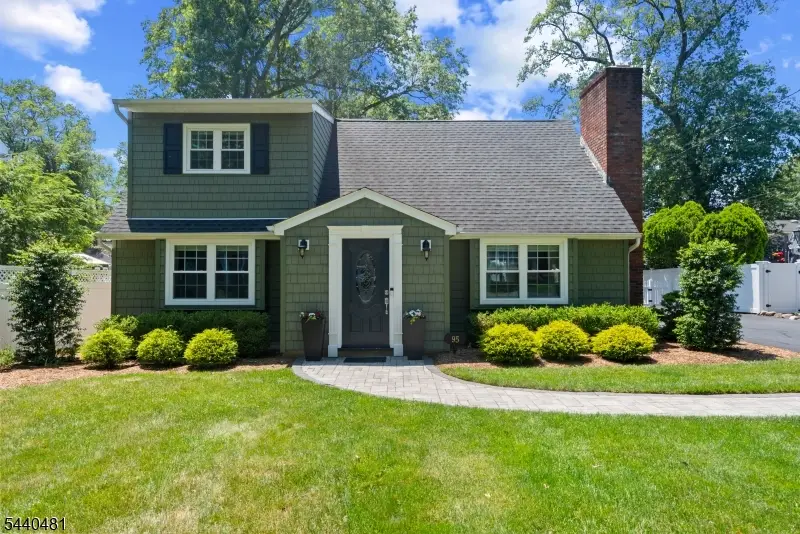 95 Edison St, Wyckoff, NJ 07481 - #1