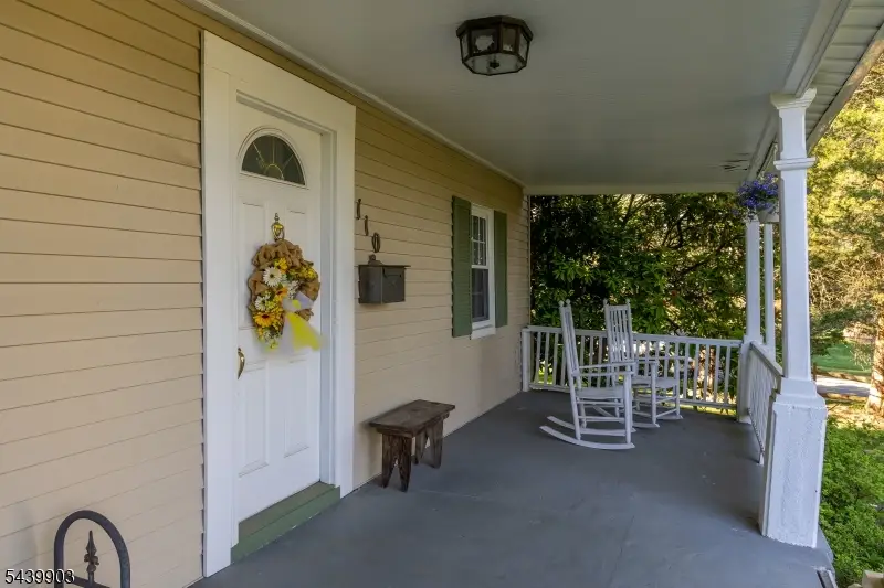 110 Vail St, Hackettstown, NJ 07840 - #3