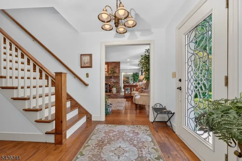 11 Doe Run, Franklin, NJ 08809 - #2