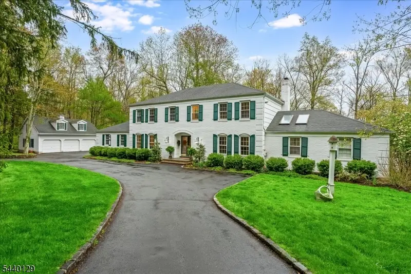 4 Edward Shippen Ln, Morris, NJ 07960 - #1