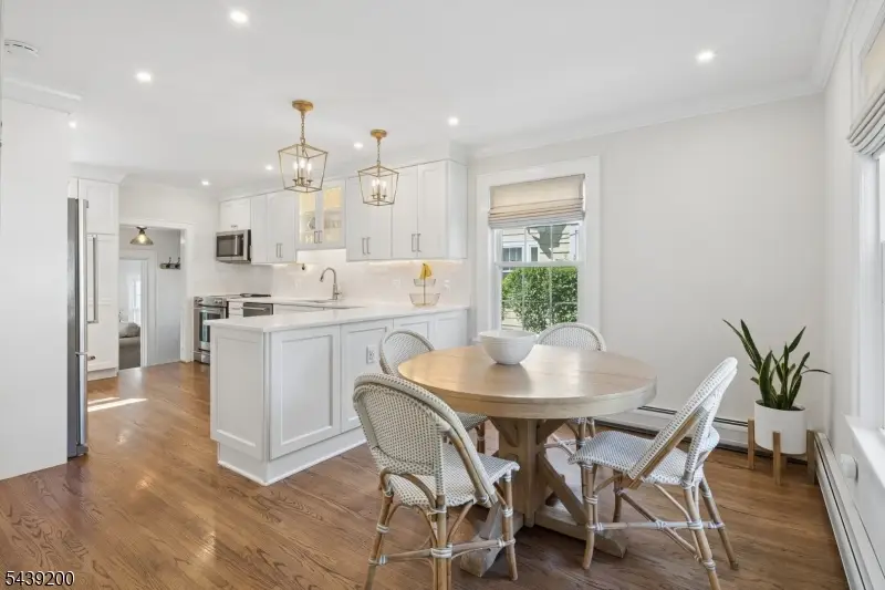 35 N Summit Ave, Chatham, NJ 07928 - #3