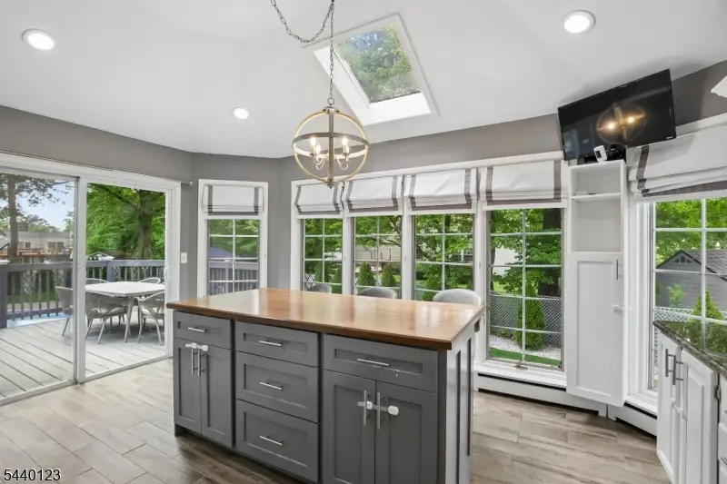 22 Woodhaven Rd, Parsippany, NJ 07054 - #3