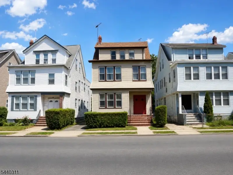 556 S Clinton St, East Orange, NJ 07018 - #3