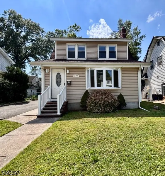 264 Walters St, Rahway, NJ 07065 - #1