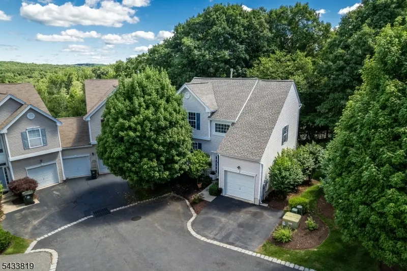 38 Brock Ln, Mount Olive, NJ 07840 - #2