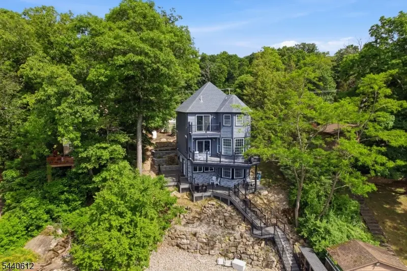 367 Maxim Dr, Hopatcong, NJ 07843 - #1