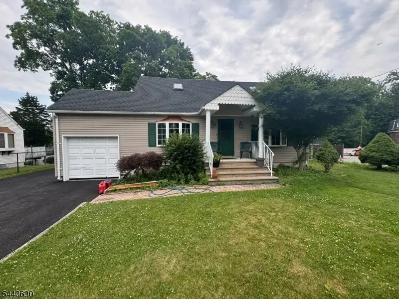 84 Roosevelt Ave, Butler, NJ 07405 - #1