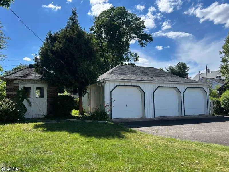 35 Elwood Ave, Flemington, NJ 08822 - #2