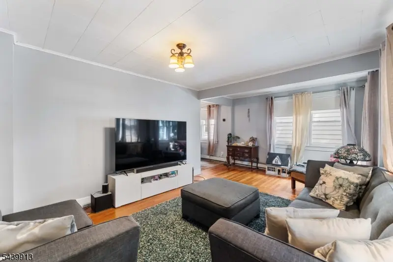 139 Coddington St, Rahway, NJ 07065 - #3