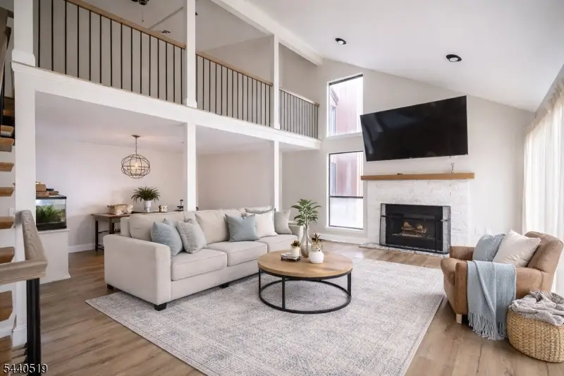 25 Bloomingdale Dr #2C, Hillsborough, NJ 08844 - #3