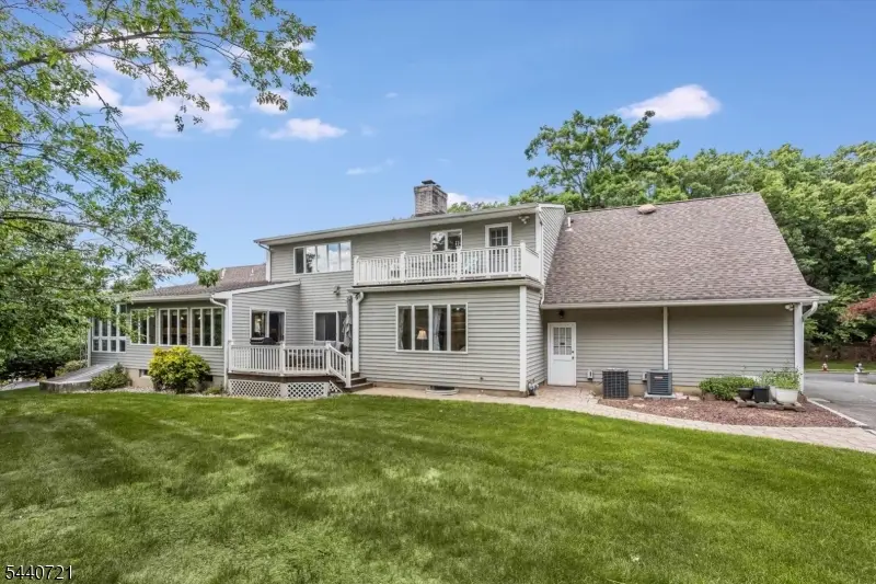 97 Poplar Dr, Cedar Knolls, NJ 07927 - #3
