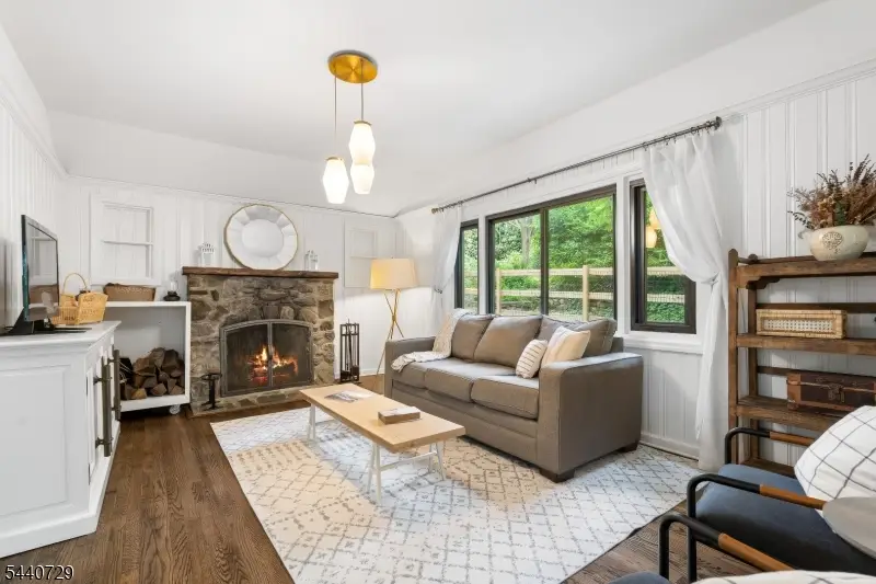 1098 Lakeside Dr, Highland Lakes, NJ 07422 - #3