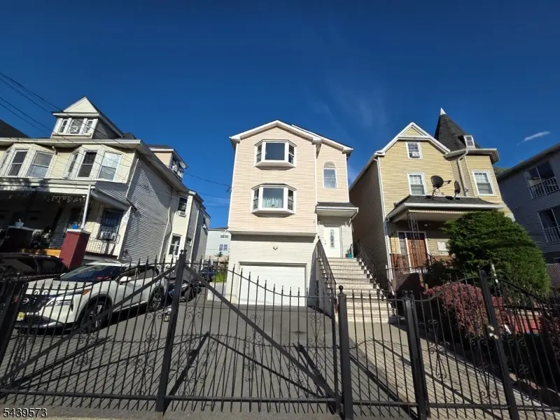 493 Broadway, Newark, NJ 07104 - #1