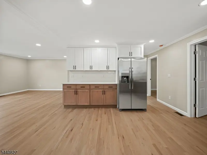 71 Moore Pl, Belleville, NJ 07109 - #3