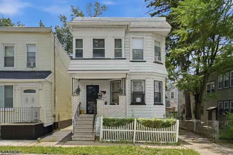53 Grove Ter, Irvington, NJ 07111 - #3