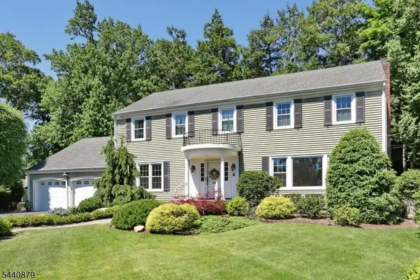 543 Hague Ct, Oradell Boro, NJ 07649
