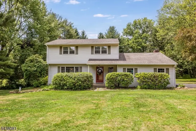 7 Catan Dr, Chester, NJ 07930 - #1