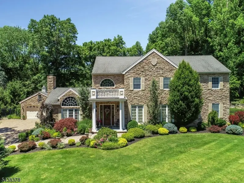 4 Dogwood Dr, Brookside, NJ 07945 - #1