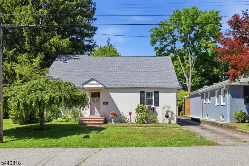 512 Monroe St, Hackettstown, NJ 07840 - #1