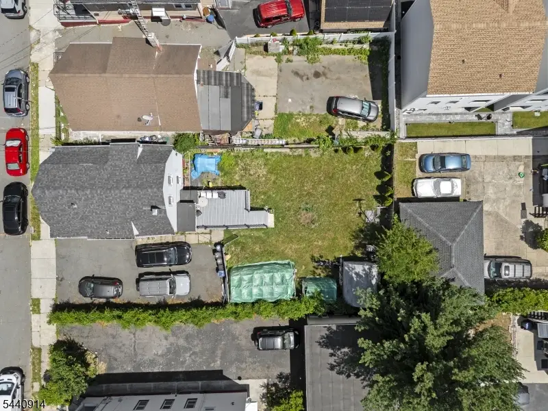 205-207 E 24th St, Paterson, NJ 07514 - #2